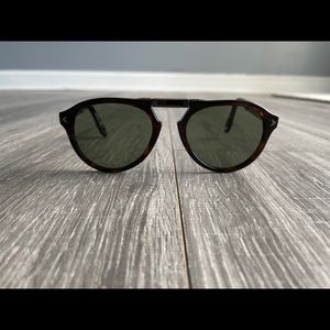 *Authentic Givenchy sunglasses*